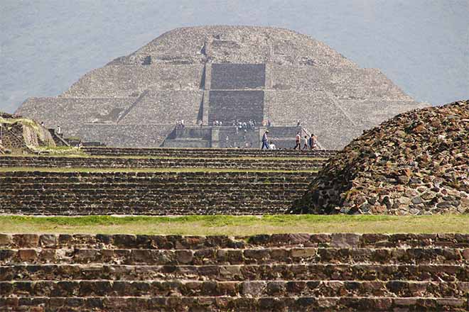 Pyramide de la Lune